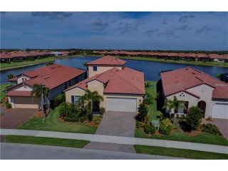 3 bedroom House For Sale: 23692 Waverly..