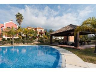 6 Bedrooms - Villa - Malaga - For Sale