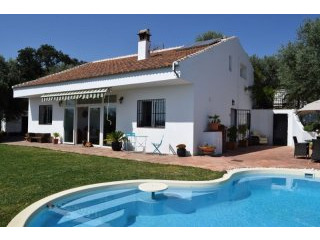Villa for Sale in Periana 289.000..
