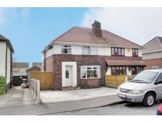 4 bedroom, Semi-detached House house..