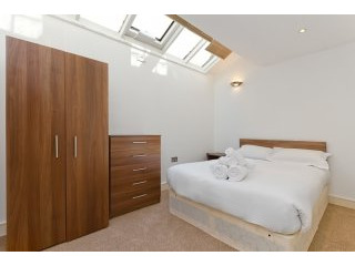 Montague Mews - Mile End E3