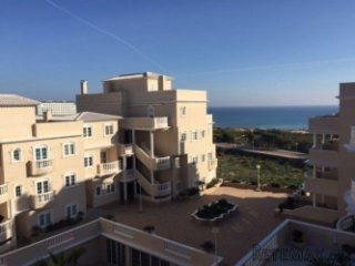 Apartamento con 60 m² construidos distribuidos en 2..