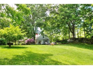 4 bedroom House For Sale: 42 GOODWIVES..