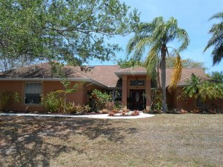 3 bedroom Detached House For Sale: 641..