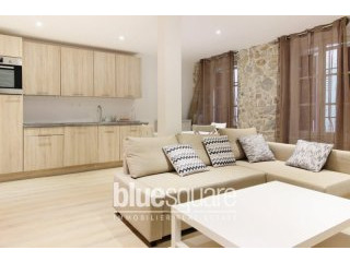 Antibes 2 bedroom apartment in the Old..