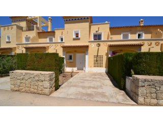 V1575 - Townhouse Near La Sella Golf..