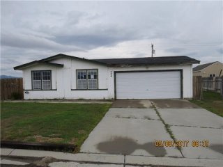 734 104th St N Ely, NV, 89301 White..