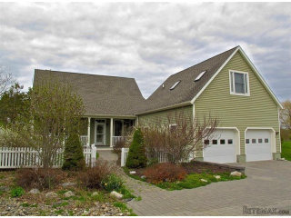 4 bedroom House For Sale: 29 Fox Run NY..