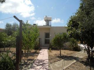 Two bedroom bungalow for rent..