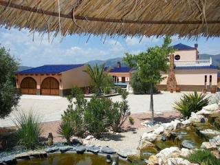 UCBU1 - Sax - Villa €575,000
