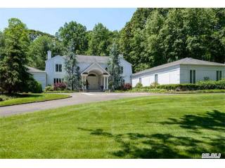 3 Valley Rd Locust Valley, NY 11560