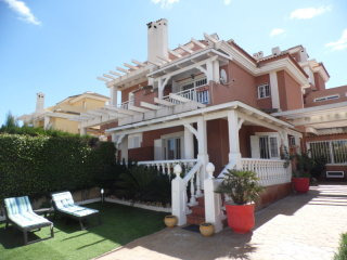 3 Bedrooms - Property - Alicante - For..
