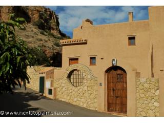 3 bedroom townhouse - Sierra Cabrera