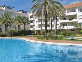 Apartment - GREAT 3 BED APARTMENT VERY..