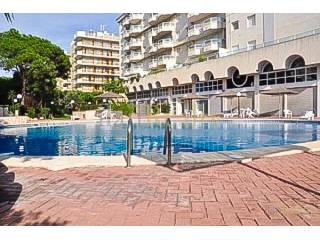 Apartment on the seafront in Blanes for..