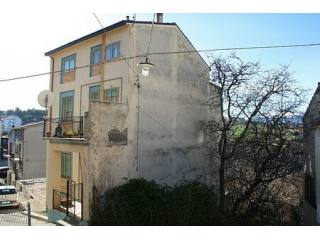 4 apartments in a stunning location...