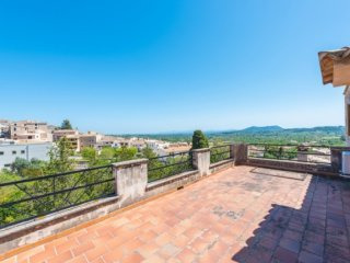 Townhouse With Bodega In Selva
