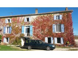 5 bed stone house in good condition and..