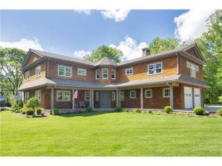 4 bedroom House For Sale: 8 CRAB APPLE..