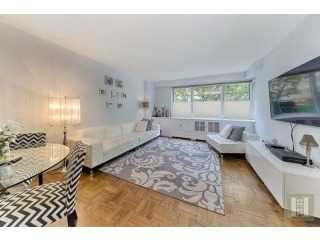 1 bedroom Apartment For Sale: 1175 YORK..
