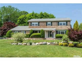 4 bedroom House For Sale: 3 Vingut..