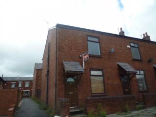***well Presented 3 Bed Terraced With..