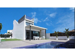 3 Bedrooms - Villa - Alicante - For Sale