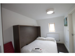 *** Charlote Central London B&B - R9