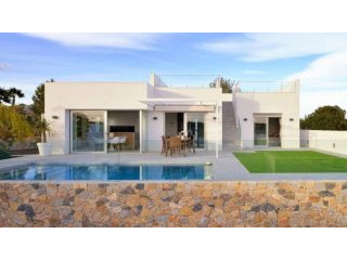 3 Bedroom 3 Bathroom Villa In San..