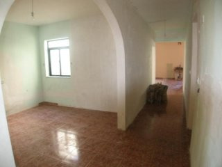 Flat, Luxurious Finish