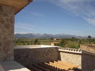 New-built country house with good..