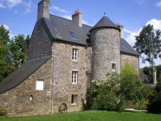 Prestige Chateau in Stunning Location