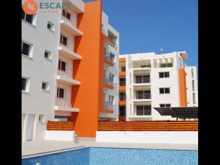 Luxury Apartment, Carisa Roxana & Elnaz..