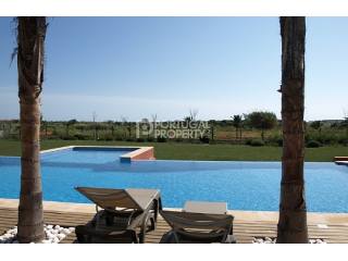 Fabulous 3 Bed Penthouse Apartment