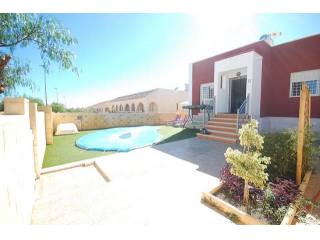 2 bedroom Villa For Sale: Semi Detached..