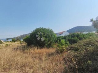 Građevinsko zemljište u Vinišću u blizini mora