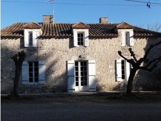 Pretty Stone House For Sale With Garden..