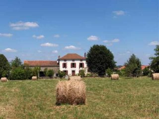 Beautiful Six-Bedroom Maison De Maitre..