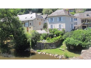 4 Bedroom Village House For Sale