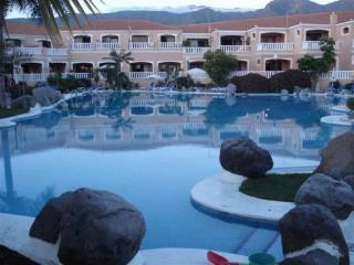 Sol Sunbeach, Fanabe, Tenerife, 38679..