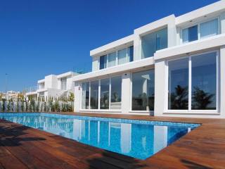 La Marina Alicante, New 3 bed 3 bath..