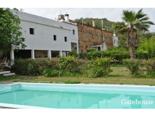 11 Bed Farmhouse With Annexes For Sale..