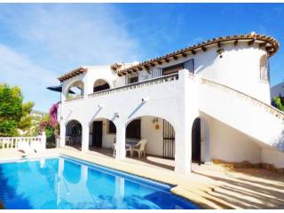 Large Villa and Plot in Punta Estrella..