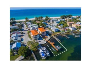 5 bedroom House For Sale: 110 7th St S..