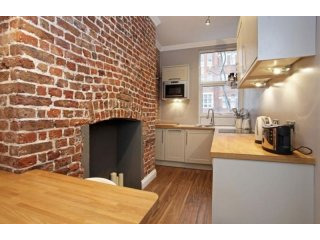 Grays Inn Road, Clerkenwell, WC1X