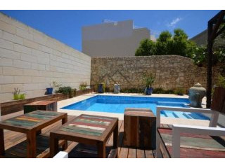 House Of Character - Zebbug
