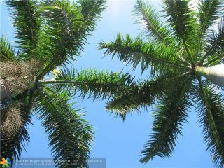 2 bedroom Flat For Sale: 155 Isle Of..