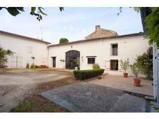 Spacious Barn Conversion With 2 Bedroom..