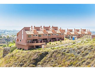4 Bedrooms - Townhouse - Malaga - For..