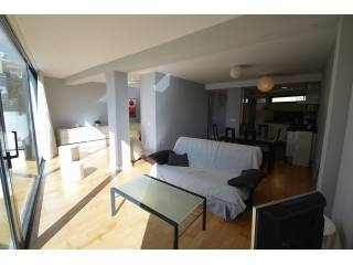 Apartment - Modern and fully renovated..